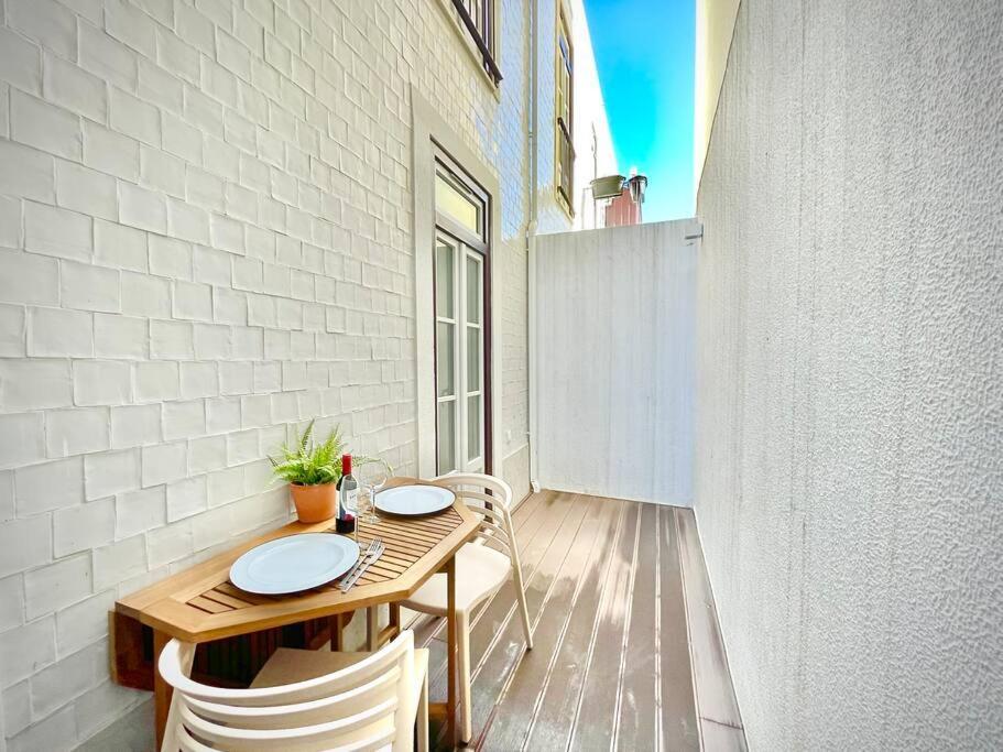 Rosario 2 By Homeful Homes * Lisbon