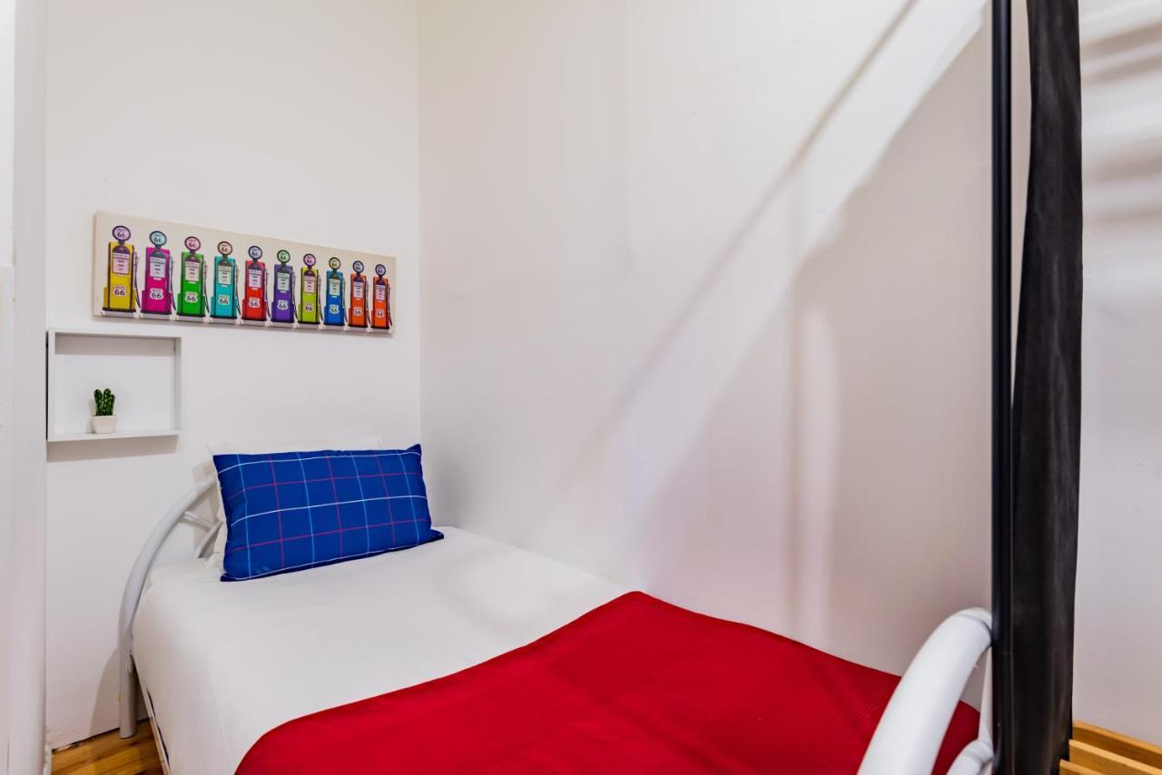 Apartment 2br At Chiado Historical Heart Of Lisbon