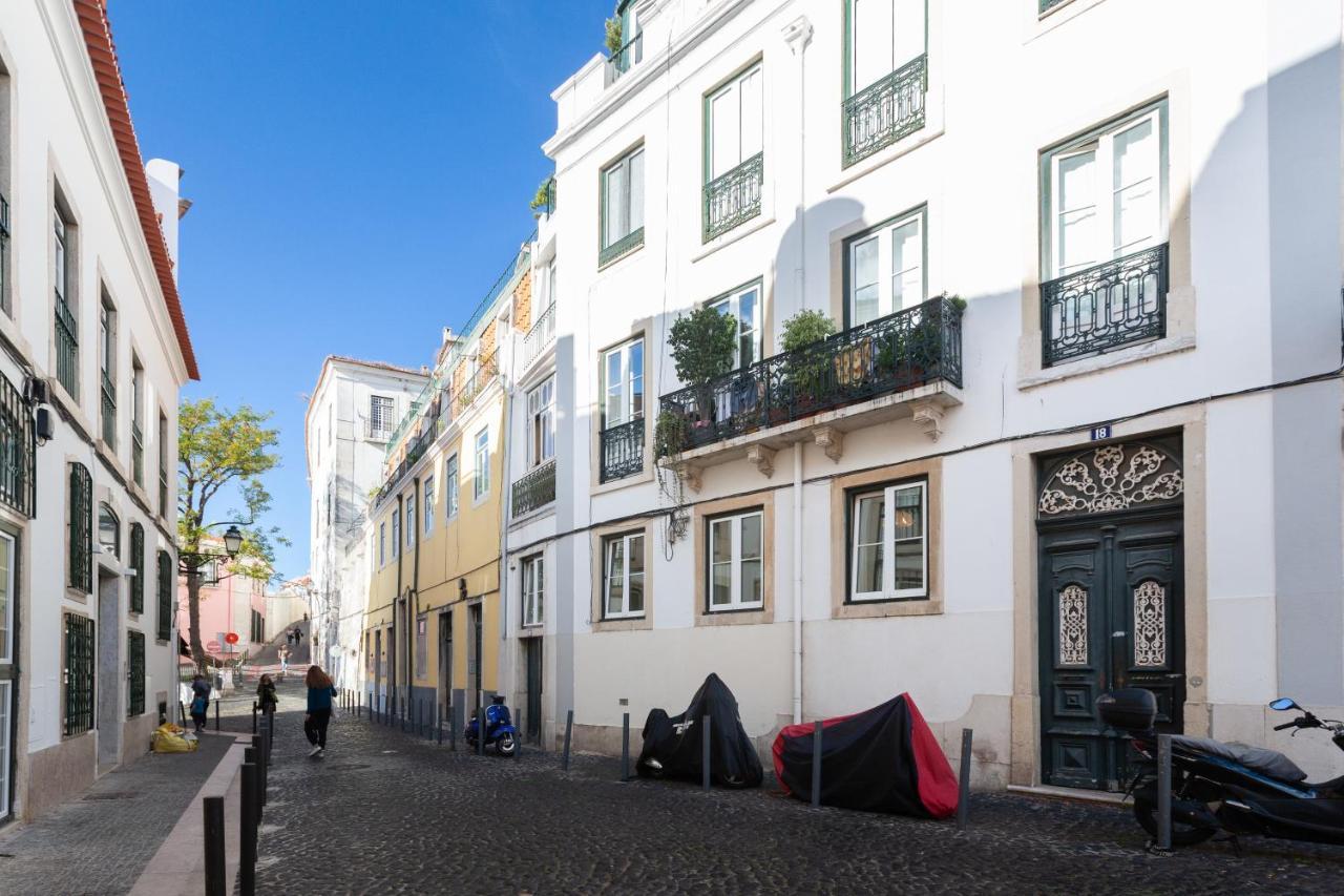 Alfama Charming With Amazing River View And Terrace Apartamento Lisboa
