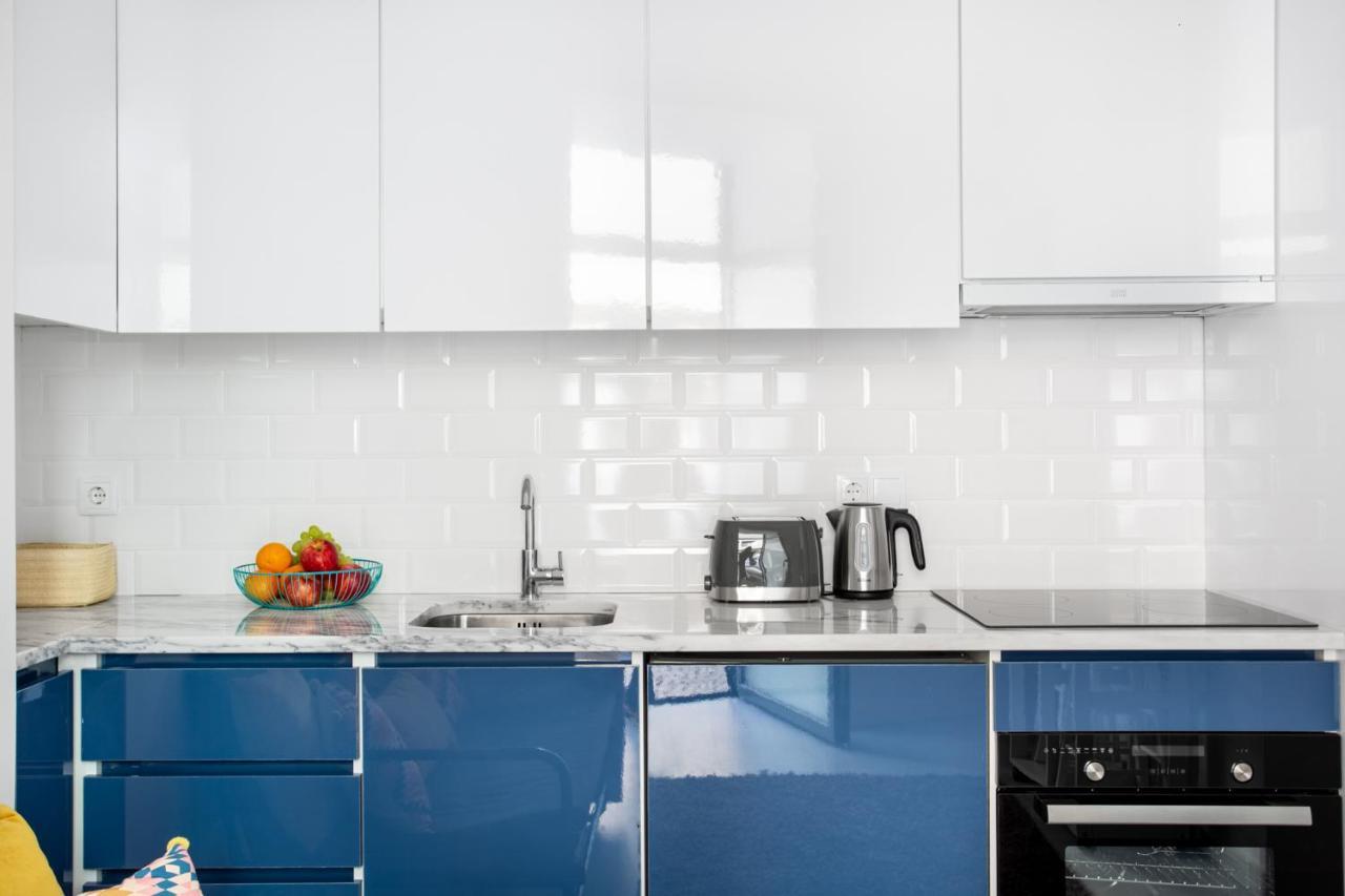 Altido Stylish Arroios Apartments, 20 Min To Centre Lisbon