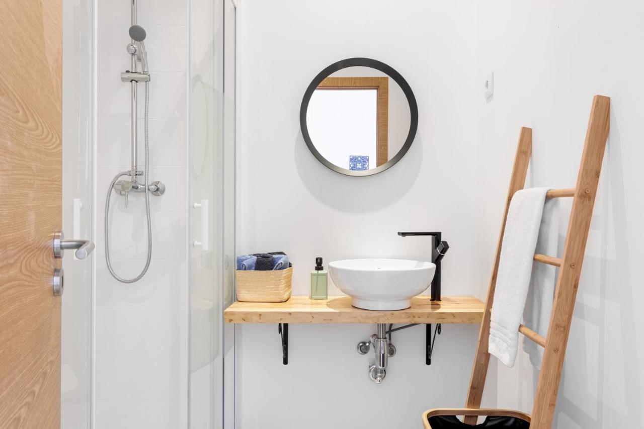 Altido Stylish Arroios Apartments, 20 Min To Centre * Lisbon