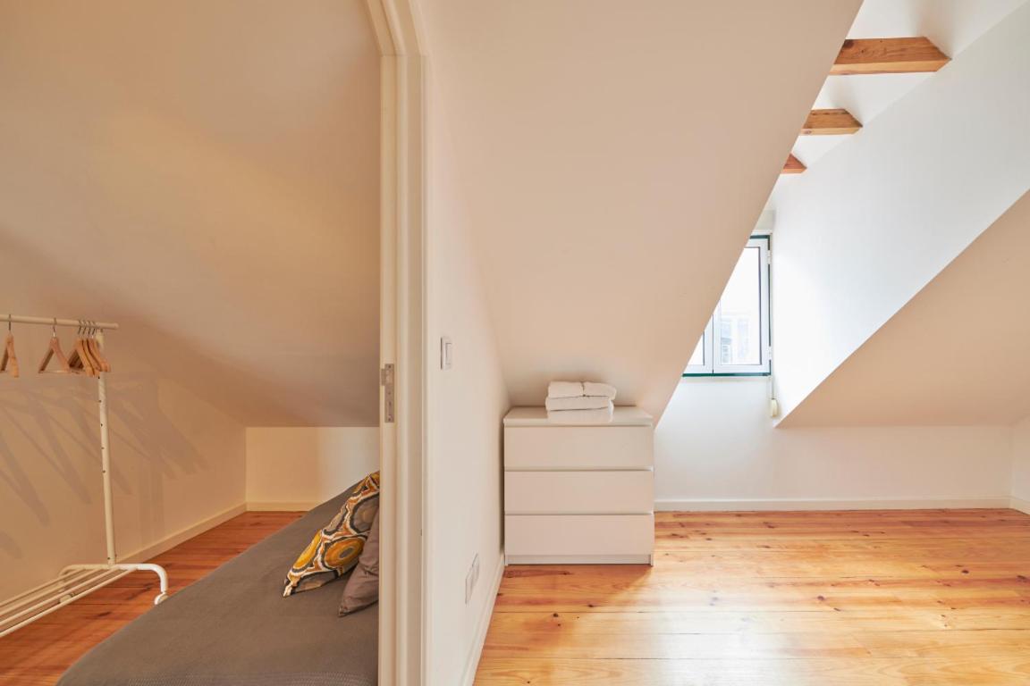 Castleviewattic Apartment Lisbon