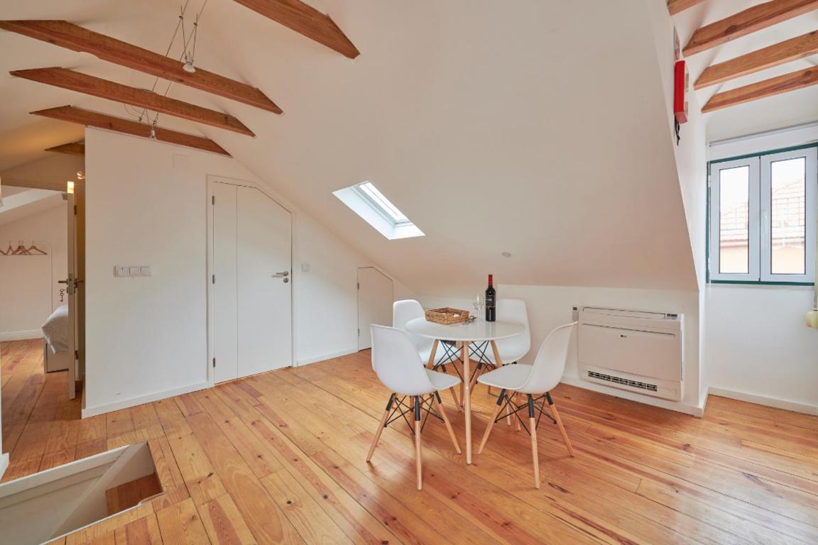 Castleviewattic Apartment Lisbon
