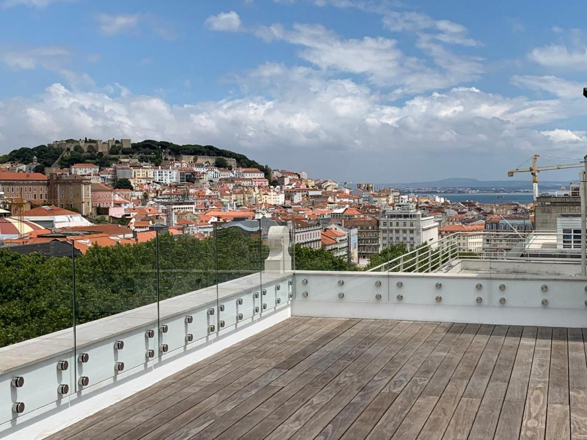 New!! Luxury Avenida Da Liberdade Flat- With Rooftop And Pool * Lisbon