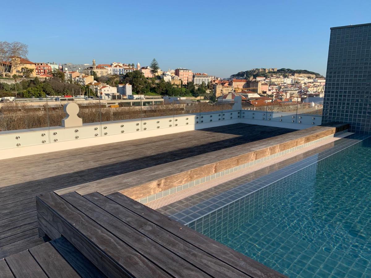 New!! Luxury Avenida Da Liberdade Flat- With Rooftop And Pool * Lisbon