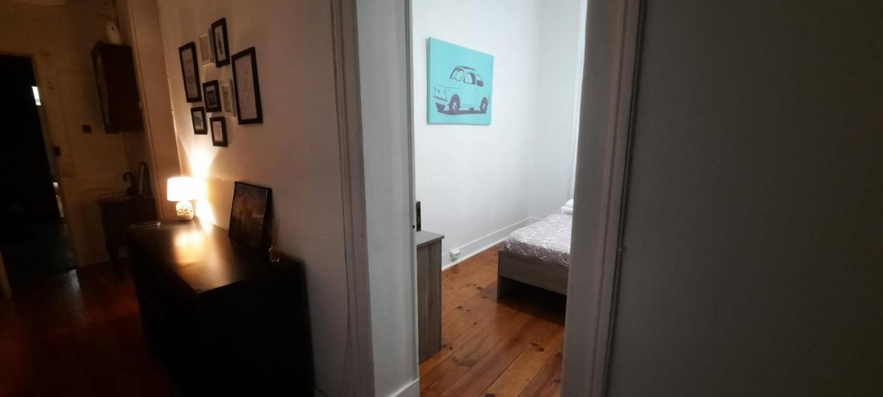 Sunny Terrace Apt, Close To Downtown! 2 Bedroom Flat Apartment