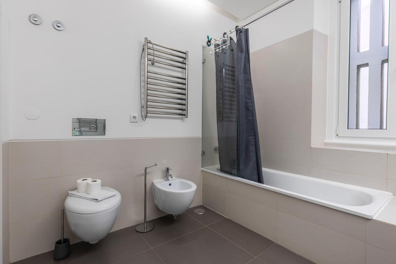 32 -lovely 2 Bedroom In Principe Real Apartment Lisbon