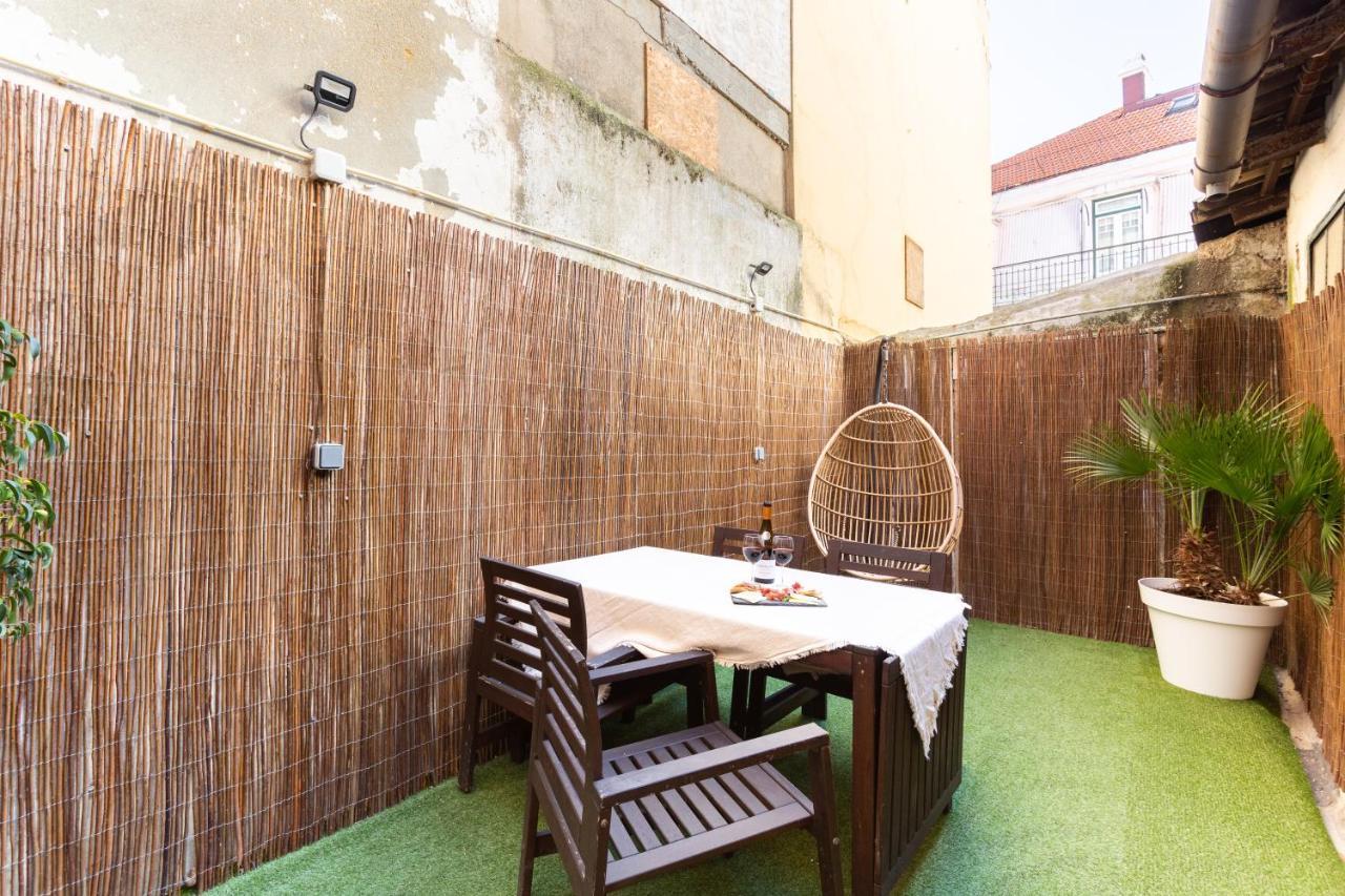 Apartment Bairro Alto Bronze Of Art *