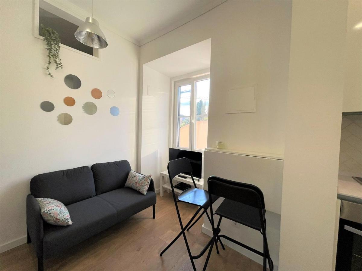 Comfort By The Garden Apartment Lisbon