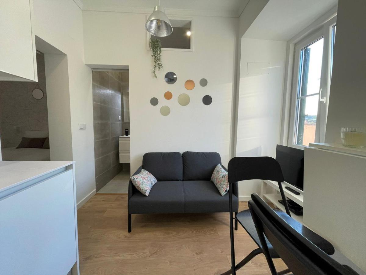 Comfort By The Garden Apartment Lisbon