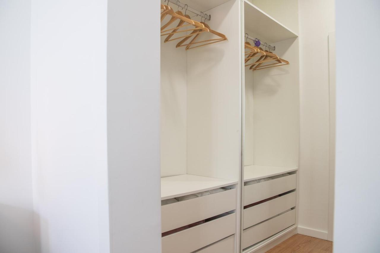 Charming 1 Bedroom W/ Terrace Near Belem * Lisbon