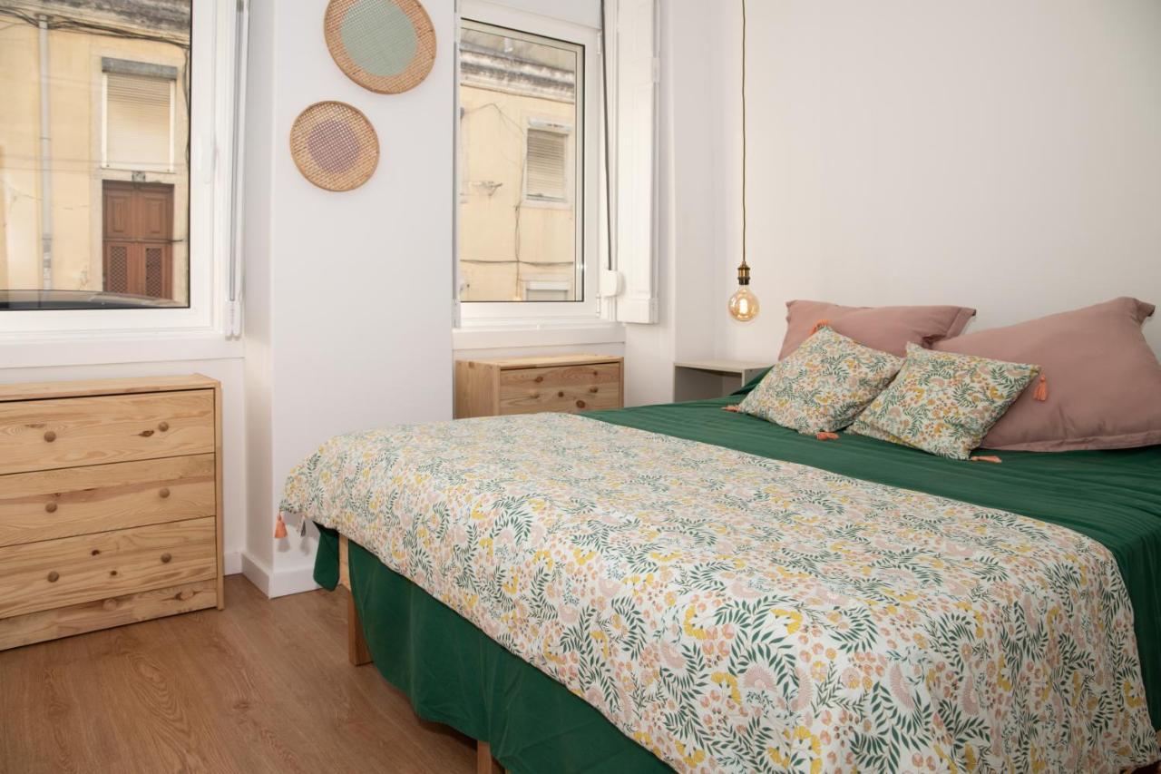Charming 1 Bedroom W/ Terrace Near Belem