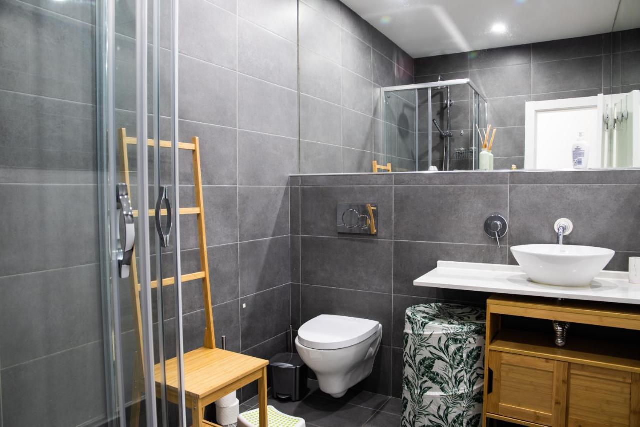 Charming 1 Bedroom W/ Terrace Near Belem Apartment *