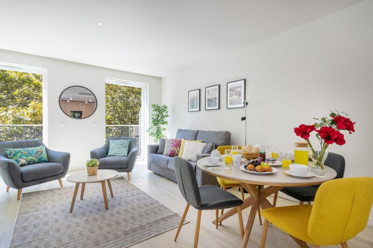 Modern & Stylish In Av. Da Liberdade By Lovelystay Lisboa