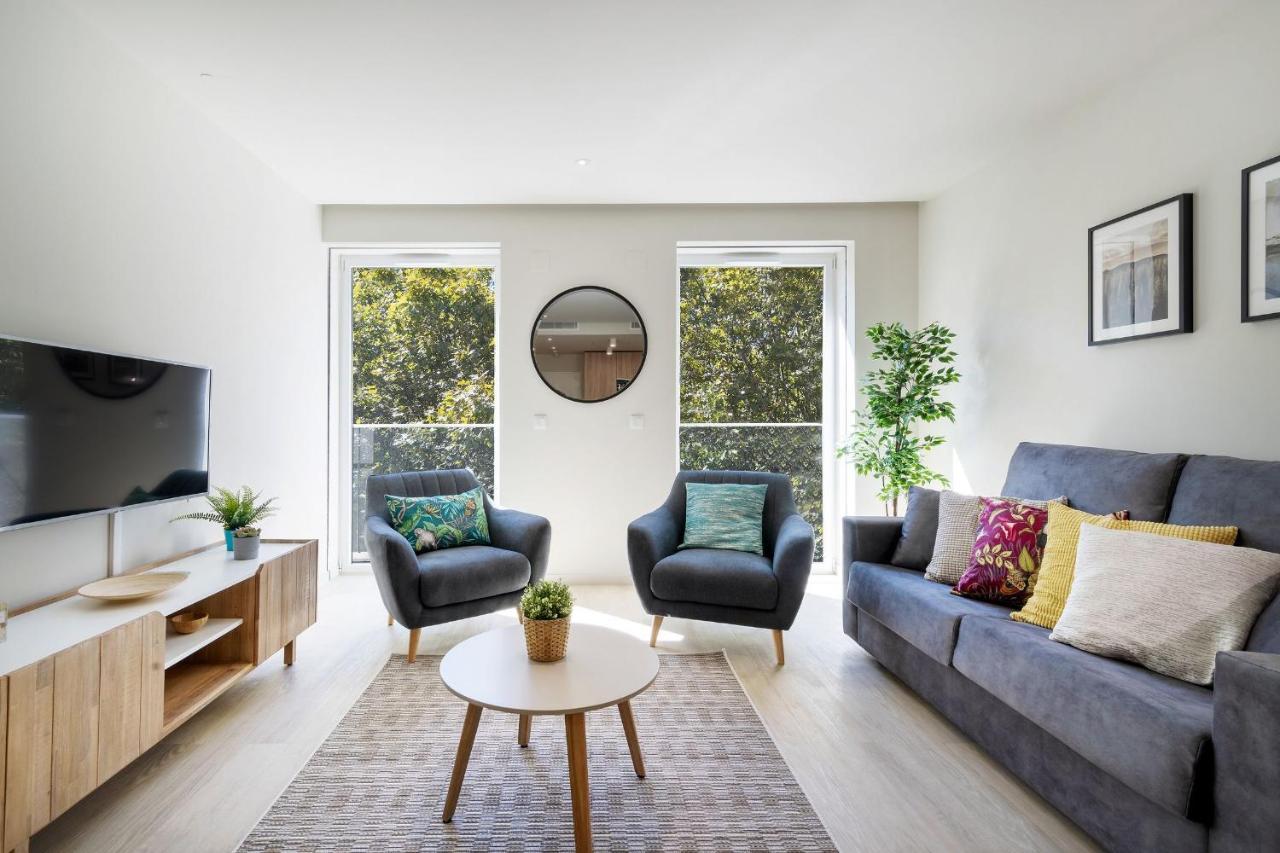 Modern & Stylish In Av. Da Liberdade By Lovelystay *