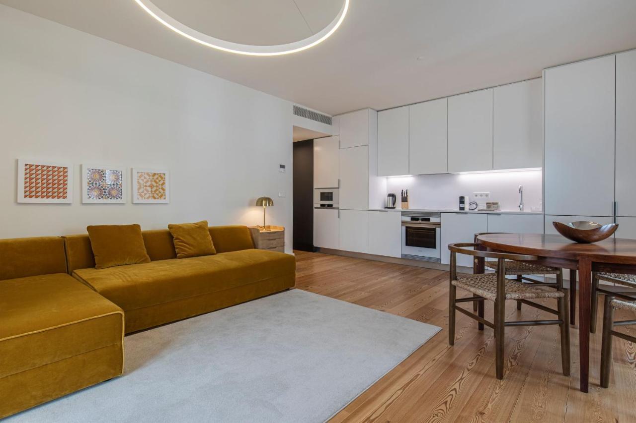 Apartment Stunning In Heart Of By Lovelystay *