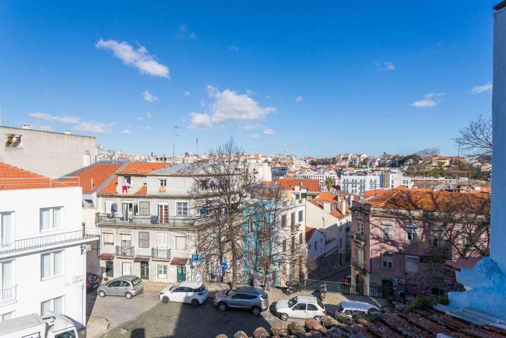 Principe Real Beautiful Studio Apartment