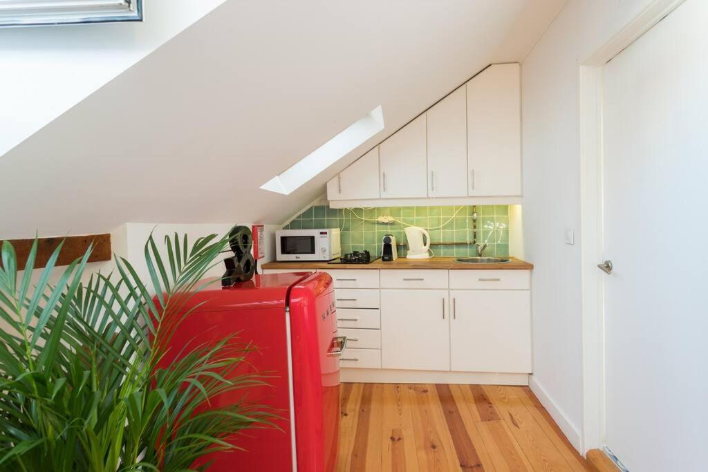 Principe Real Beautiful Studio Apartment *