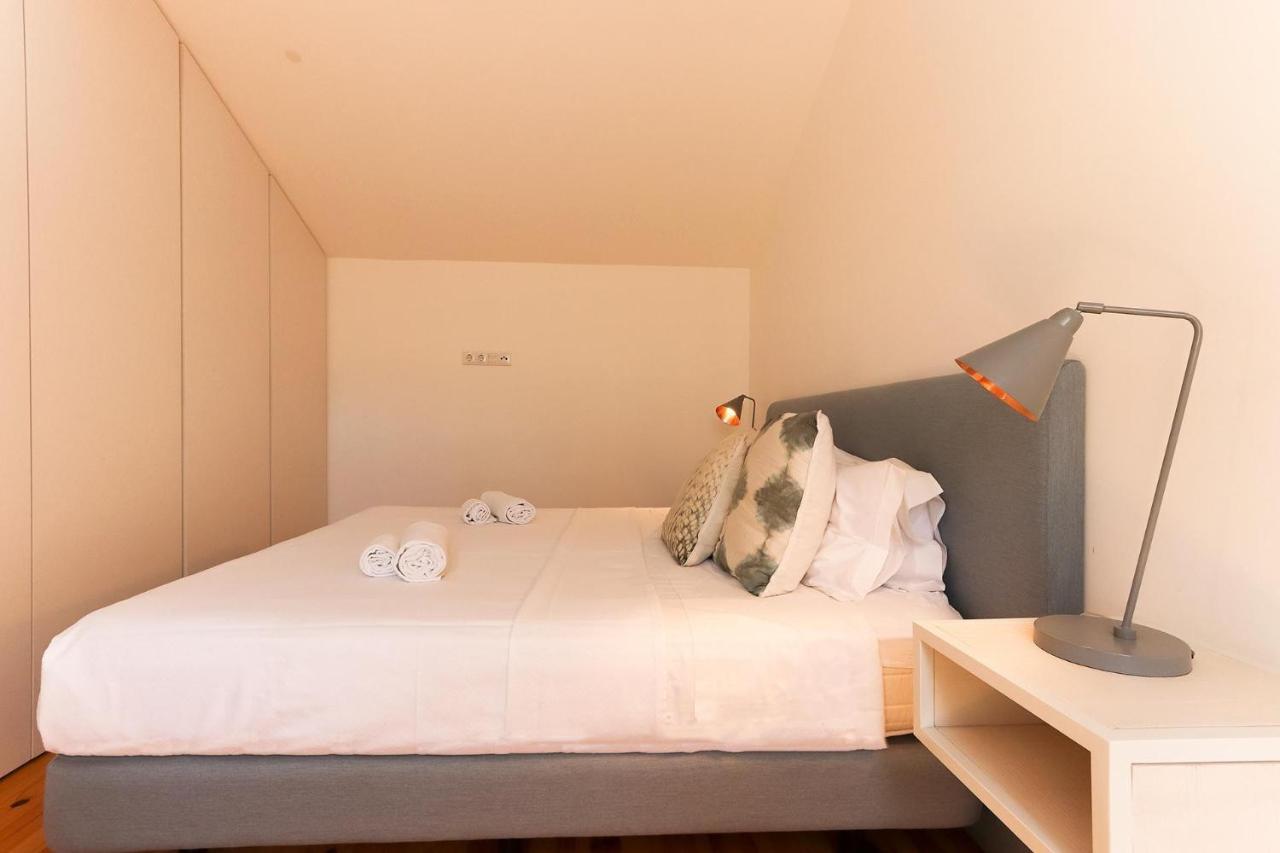 Combro By Homing