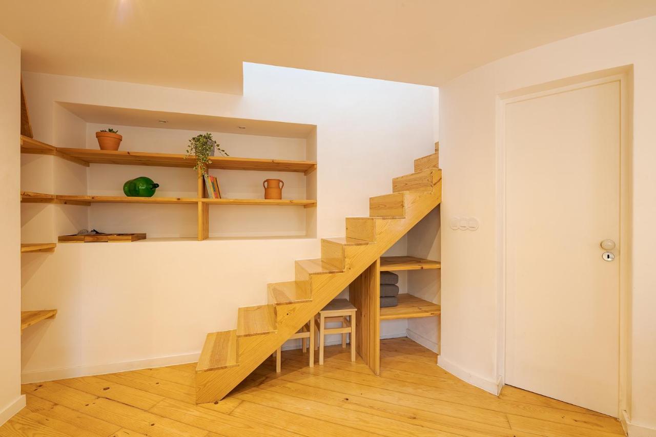 The Yellow House Spacious Duplex In Prazeres District Apartment *
