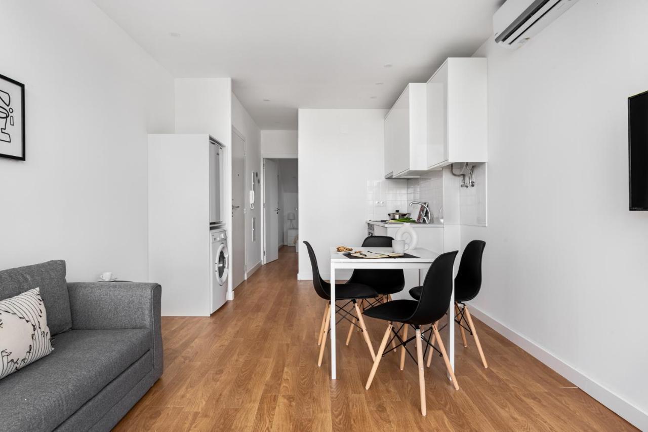 Apartment Altido Brand New Elegant With Terraces In Ajuda *