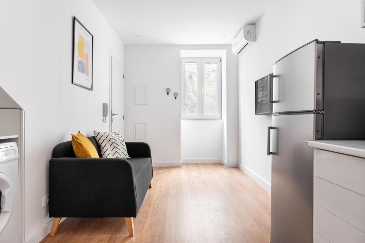 Altido Brand New Elegant With Terraces In Ajuda Apartment *