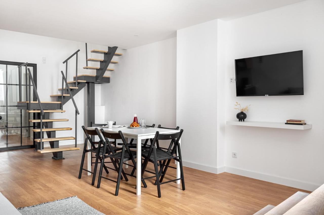 Altido Stylish 2-level Flats Near Ajuda Palace Apartment Lisbon