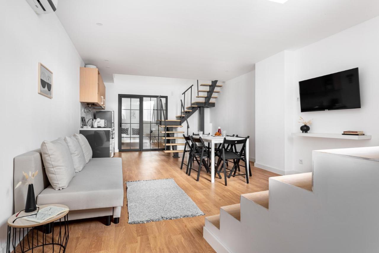 Altido Stylish 2-level Flats Near Ajuda Palace Lisbon