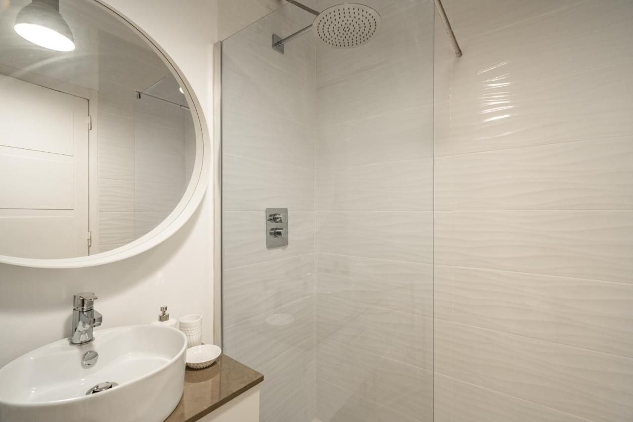 Akicity Anjos Rose Apartment