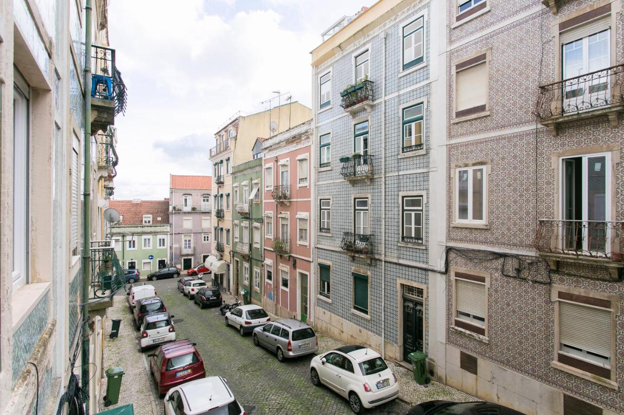 The Graceful Escape * Lisbon