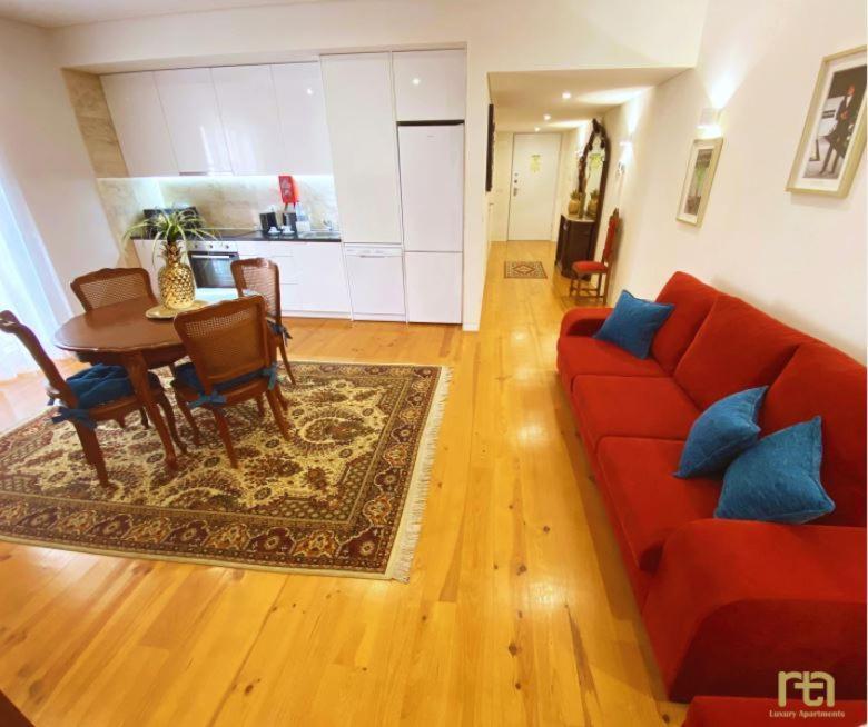 Tm Luxury Aparthotel 4*