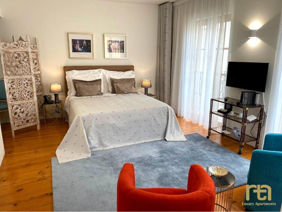 Tm Luxury Aparthotel 4*