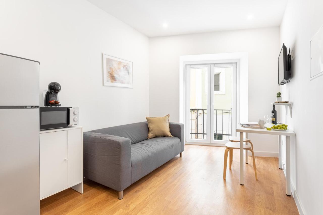 Apartment Altido Elegant Moments From Carmo Convent, In Bairro Alto *