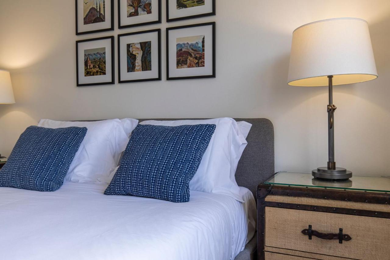 Apartment Glamorous 2bdr By Lovelystay *