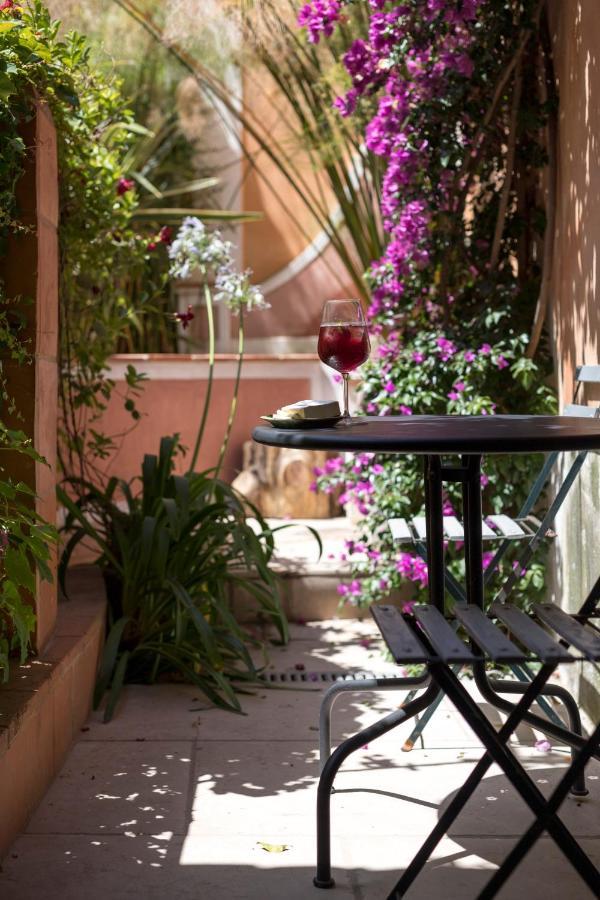 Domingues Villa Lisbon