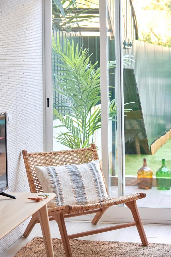 Charming 3br W/ Patio, By Timecooler *