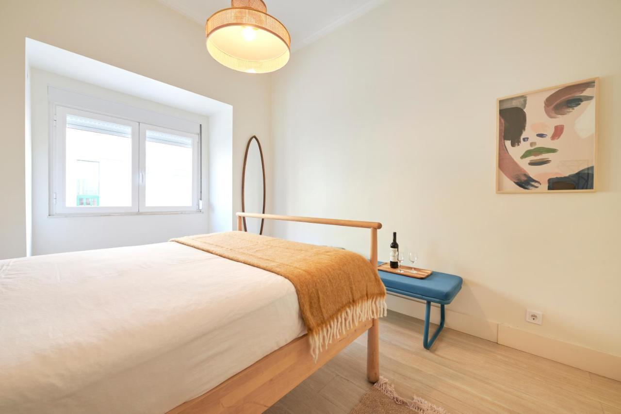 Apartment Charming 3br W/ Patio, By Timecooler *