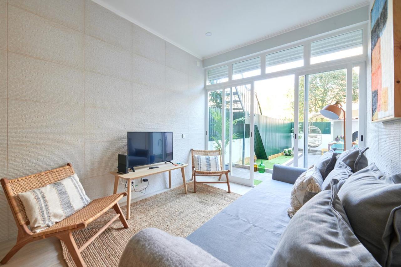 Charming 3br W/ Patio, By Timecooler Apartment Lisbon