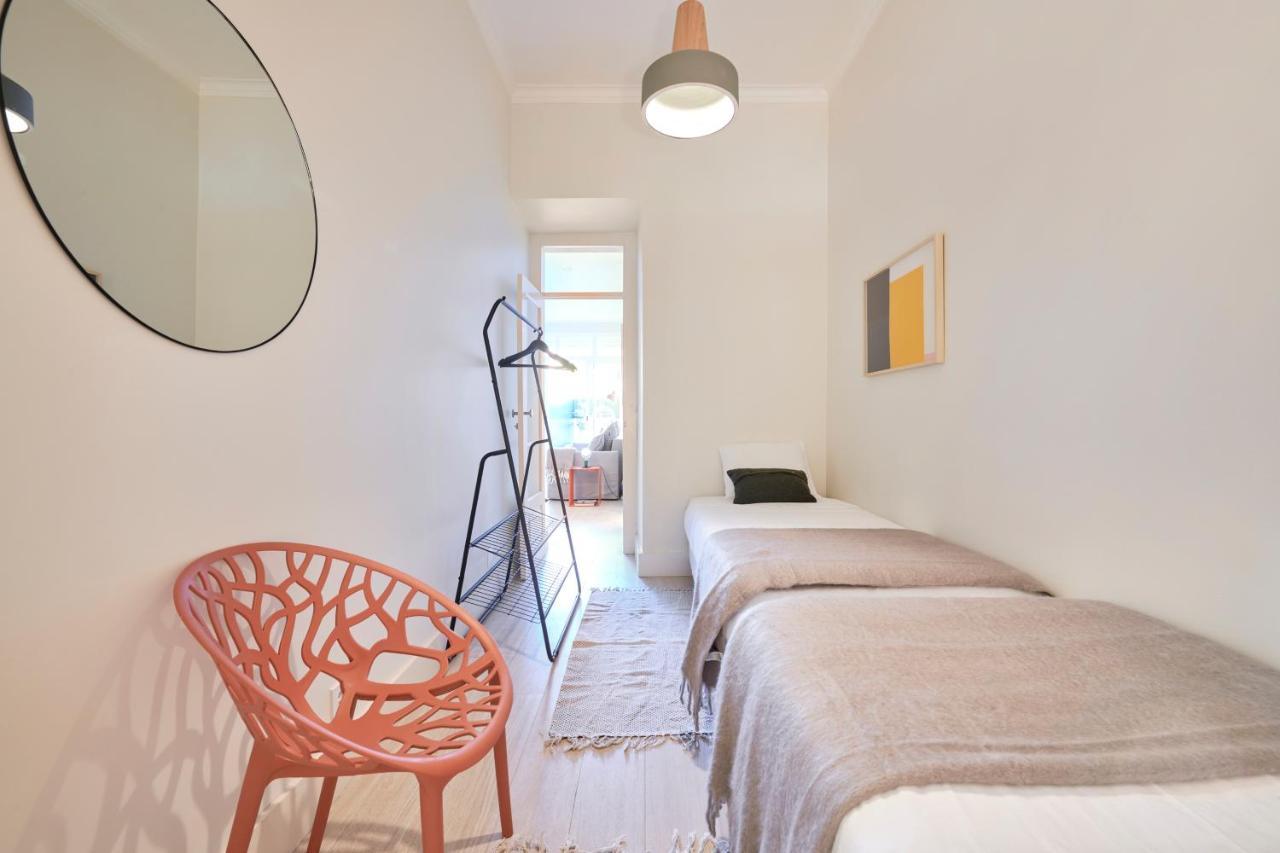 Charming 3br W/ Patio, By Timecooler Lisbon