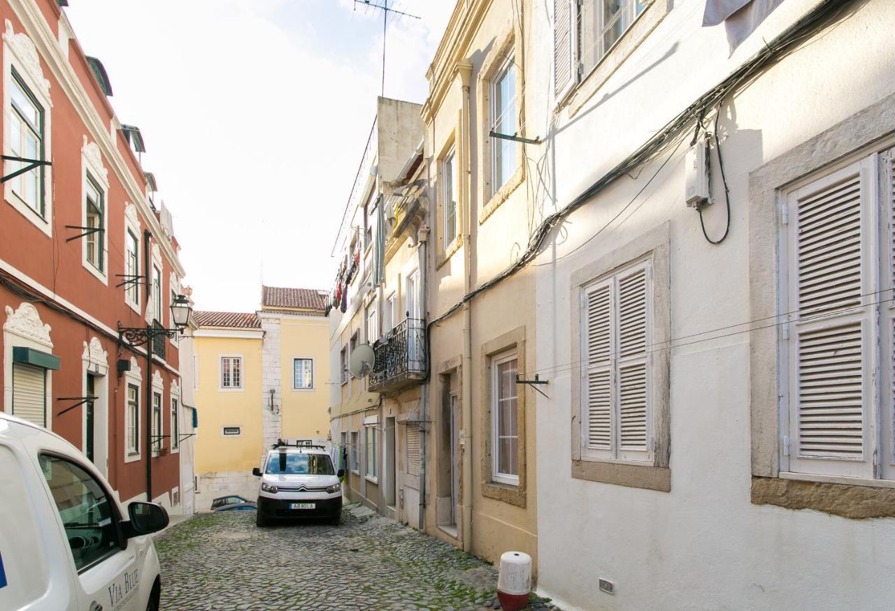 Apartment Beautiful House With Patio In Heart!