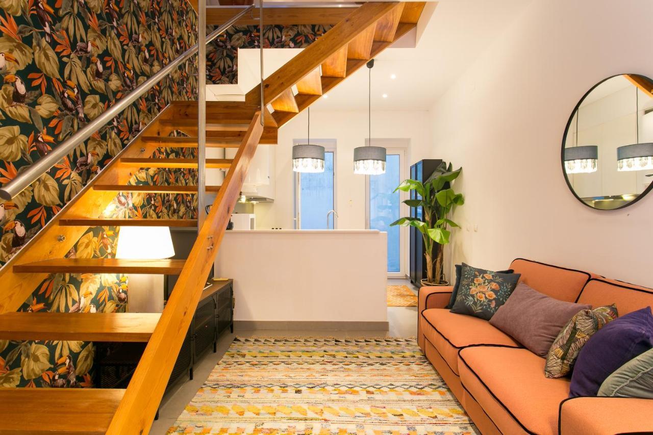Beautiful House With Patio In Heart! Apartment Lisbon