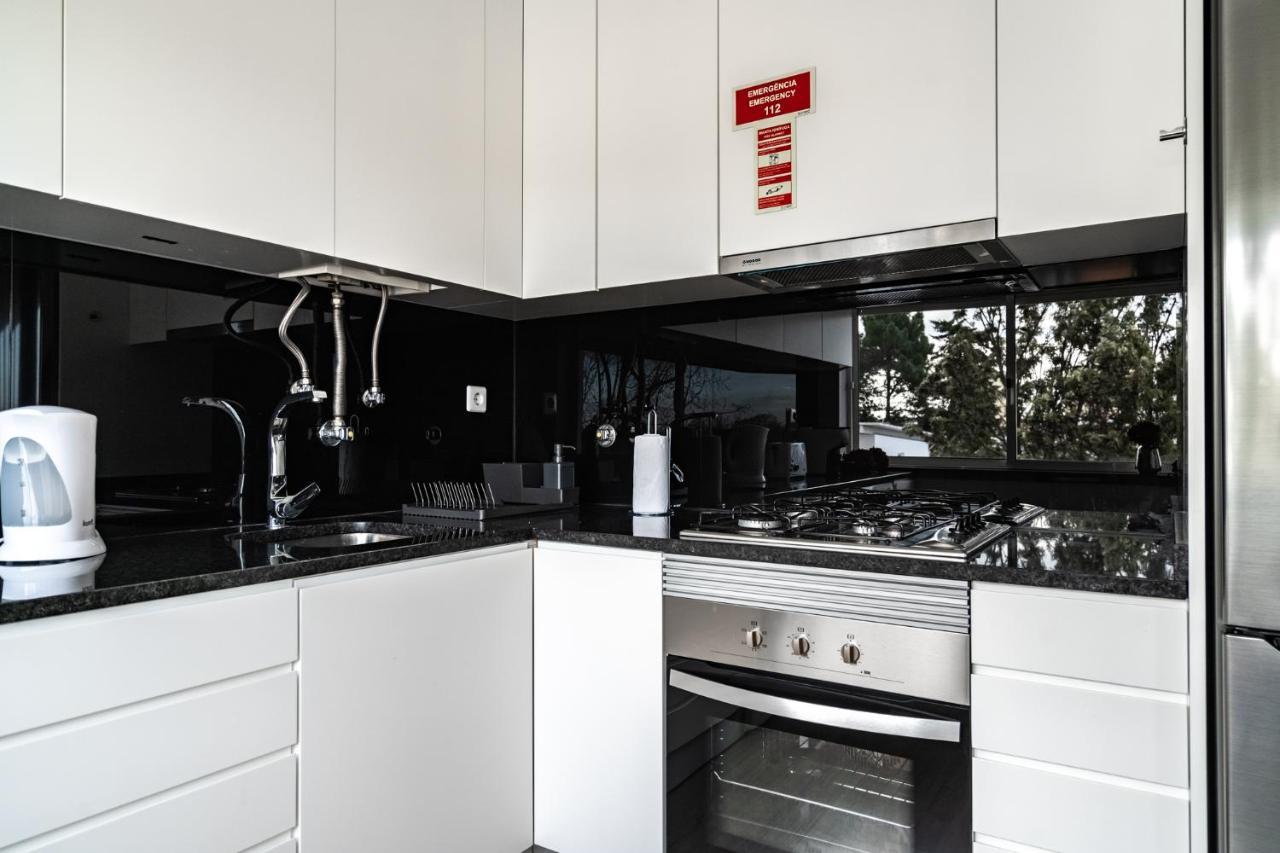 Akicity Penha Ebony Lisbon
