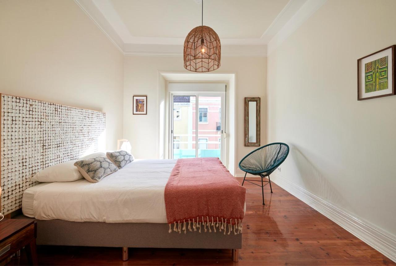 Quiet And 2br Apt, By Timecooler