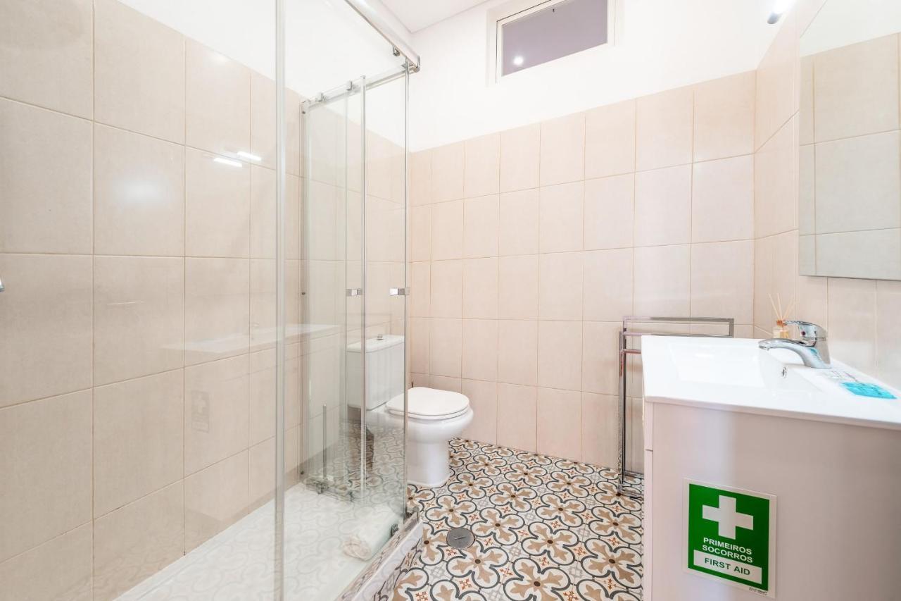 Portucale ! Deluxe 3 Bedroom In Arroios *