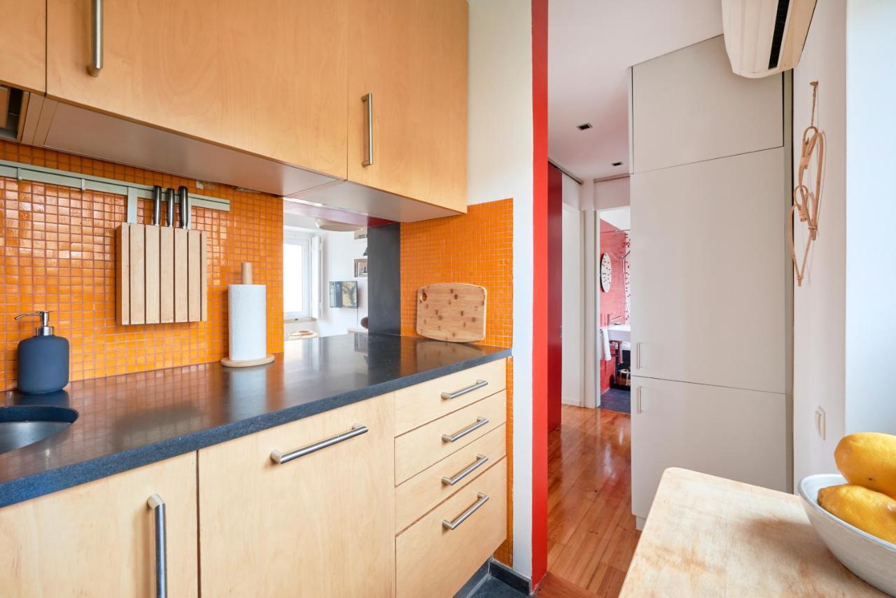 Sunny Renovated With Ac, By Timecooler * Lisbon