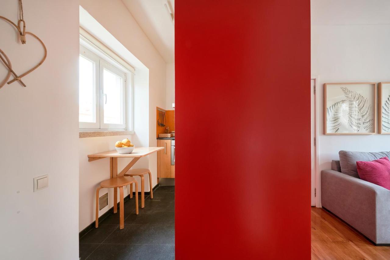 Apartment Sunny Renovated With Ac, By Timecooler *
