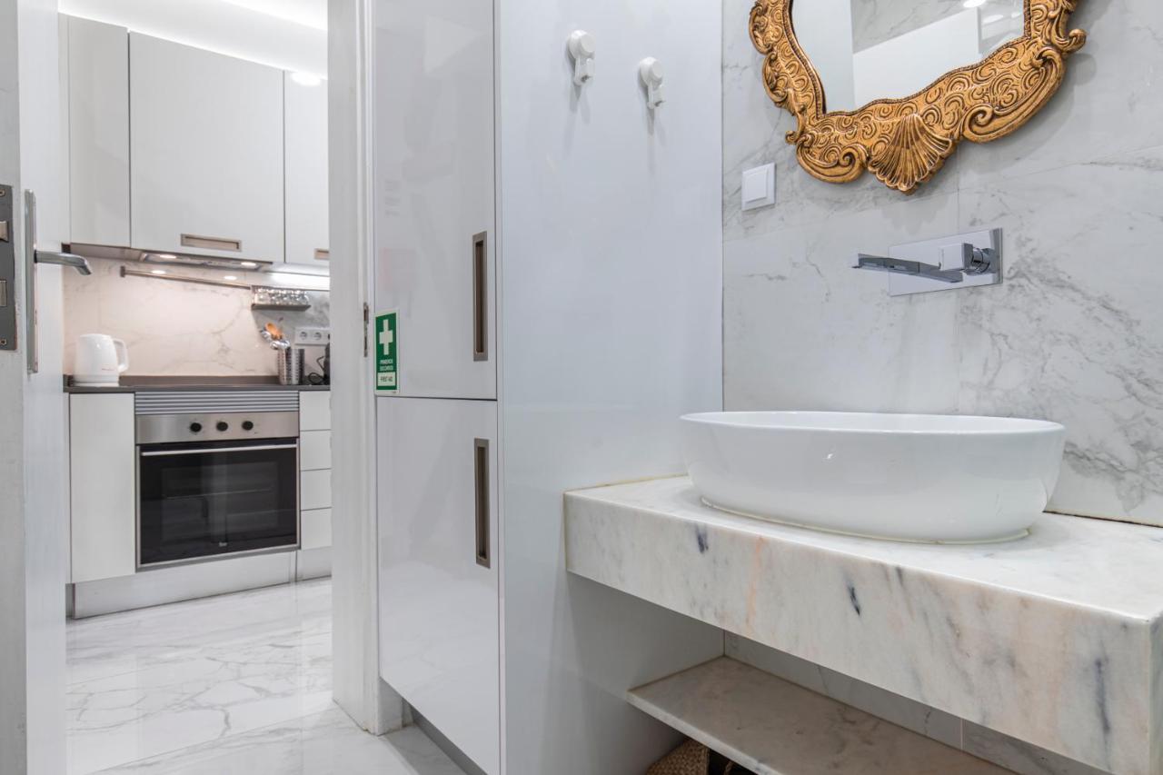 Cozy & Lovely W/ Patio By Lovelystay Apartment