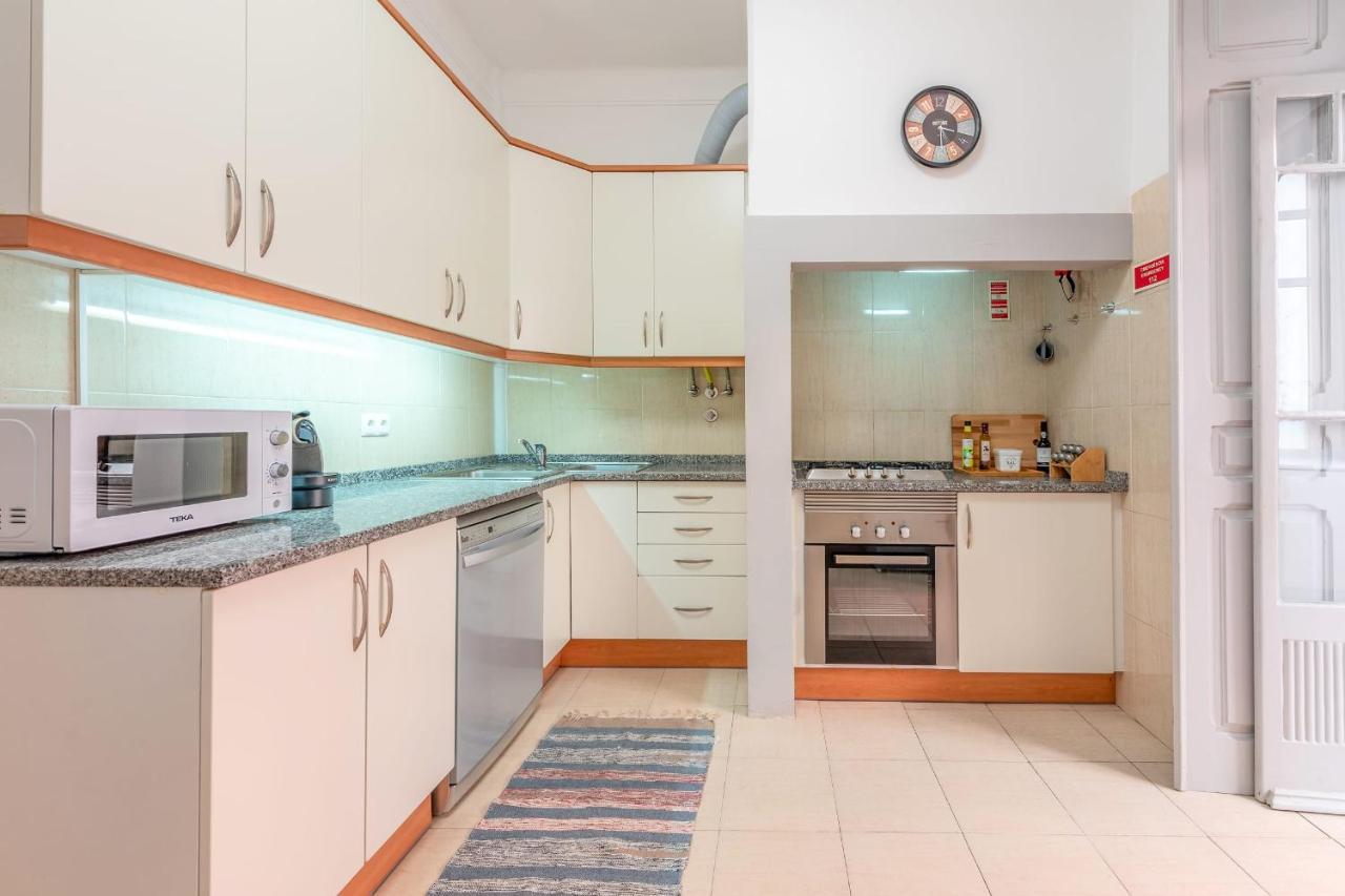 Apartment Portucale ! Deluxe 3 Bedroom In Arroios *