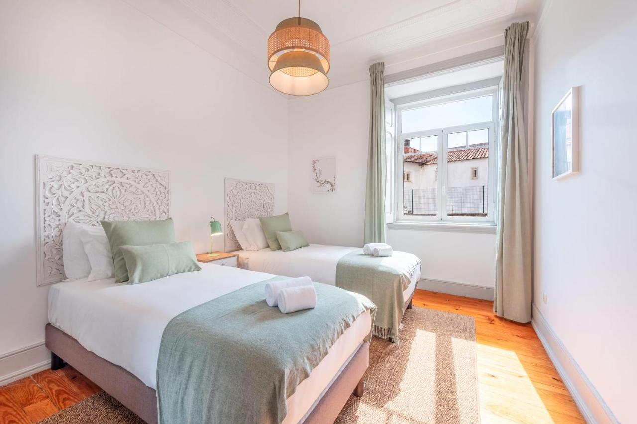 Portucale ! Deluxe 3 Bedroom In Arroios * Lisbon