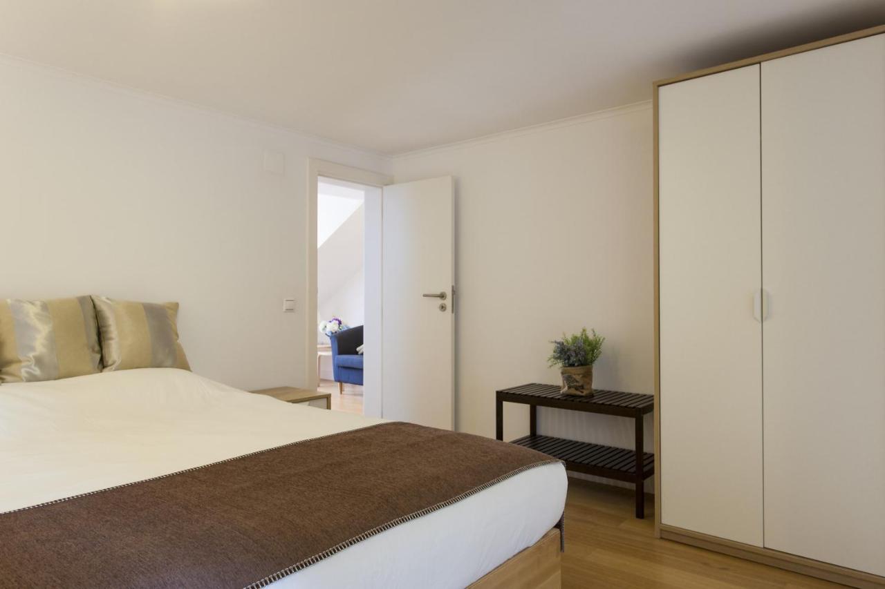 Santa Justa Suites By Homing Apartment *